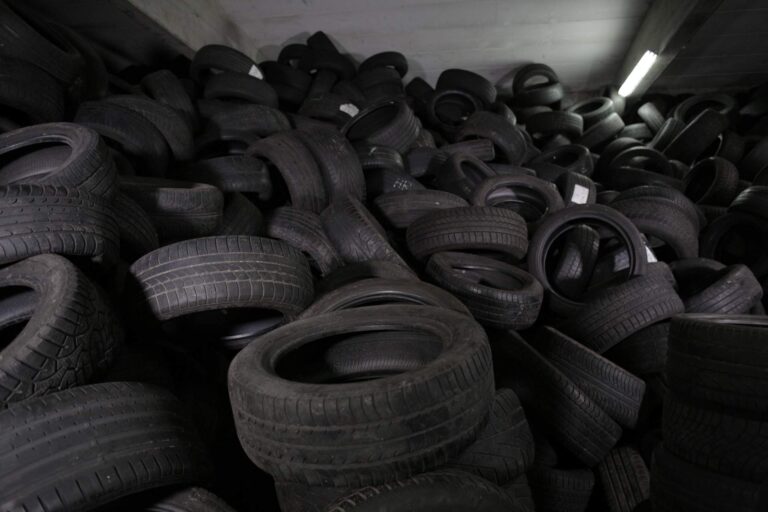 2.988 Used Tires 2.5mm-6mm