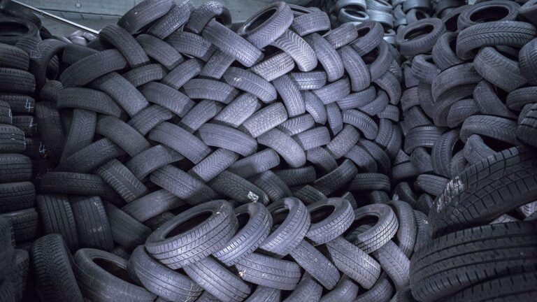 3087 Used Tires 2.5mm-8mm